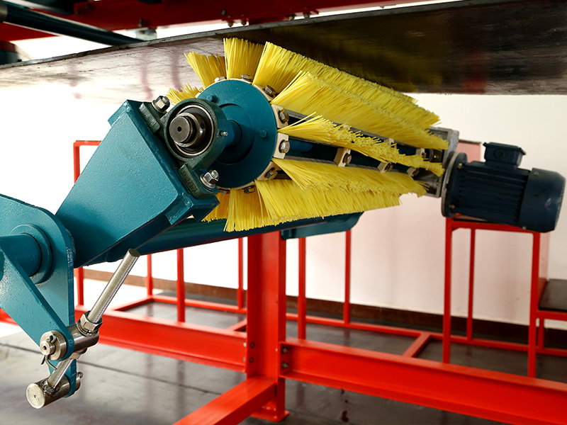 Motorized Brush Belt Cleaner